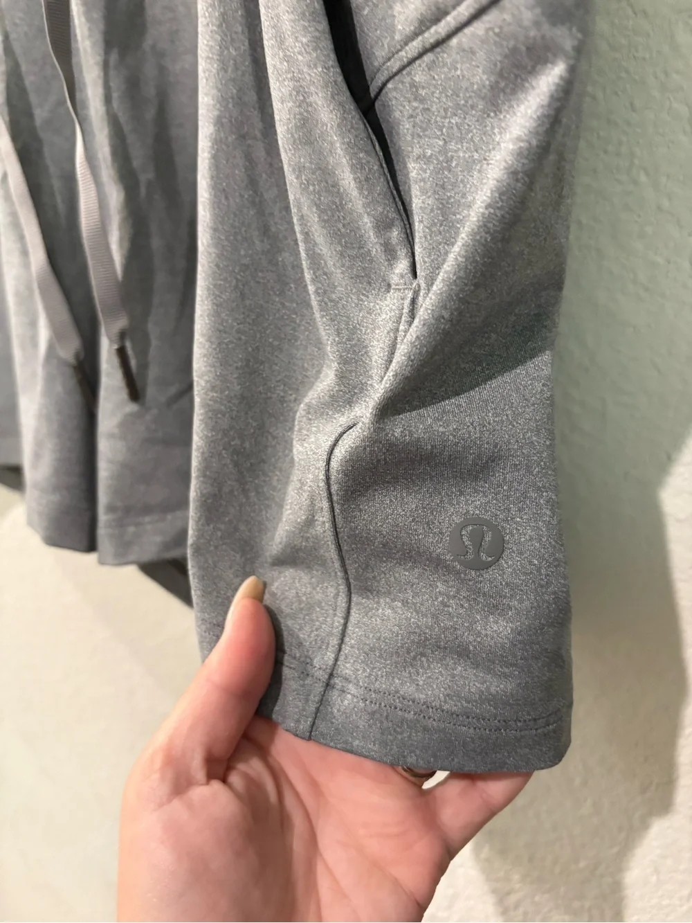 lululemon athletica Women's Heather Gray Athletic Drawstring Shorts